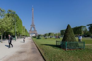 Avenue de la Bourdonnais IV