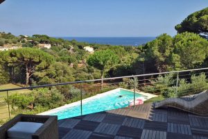 VR11-Luxury-St-Maxime-1