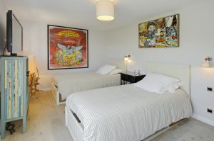 Bedroom-4b